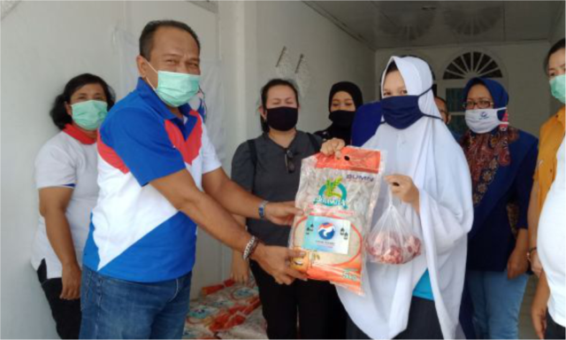 HUKUM ORANG MAMPU MENERIMA PEMBAGIAN DAGING KURBAN