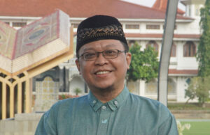 KH SHIDDIQ AL-JAWI: REKONTEKSTUALISASI FIKIH WAJIB DITOLAK