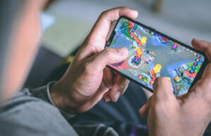 BAHAYA HIBURAN DAN PERMAINAN