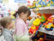 PERSYARATAN “SETIAP BARANG YANG DIBELI TIDAK DAPAT DIKEMBALIKAN”, BOLEHKAH?