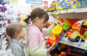 PERSYARATAN “SETIAP BARANG YANG DIBELI TIDAK DAPAT DIKEMBALIKAN”, BOLEHKAH?