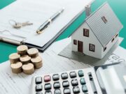 PEMBERI PINJAMAN MENGONTRAKKAN RUMAH MILIK SI PEMINJAM YANG DIJADIKAN JAMINAN UTANG (RAHN)