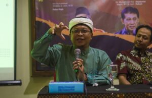 LGBT: BAHAYA GLOBAL, KENAPA HUKUM NASIONAL GAGAL MENANGKAL ?!